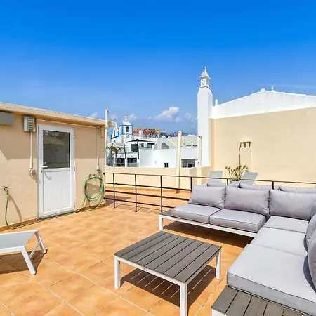 Casa Sunset - Beautiful In The Centre Of With Roof Terrace Апартаменты Алвор