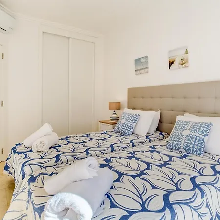 Casa Sunset - Beautiful In The Centre Of With Roof Terrace Alvor