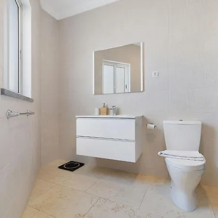 Casa Sunset - Beautiful In The Centre Of With Roof Terrace Appartement Alvor