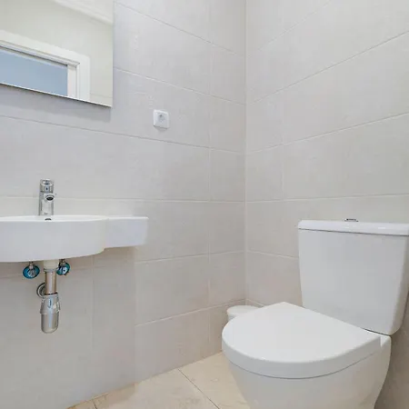Casa Sunset - Beautiful In The Centre Of With Roof Terrace Alvor