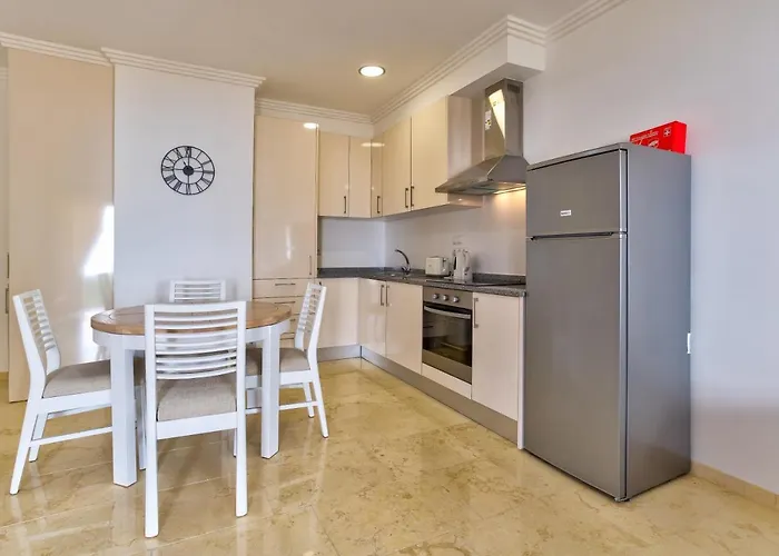 Lägenhet Casa Sunset - Beautiful In The Centre Of With Roof Terrace Alvor