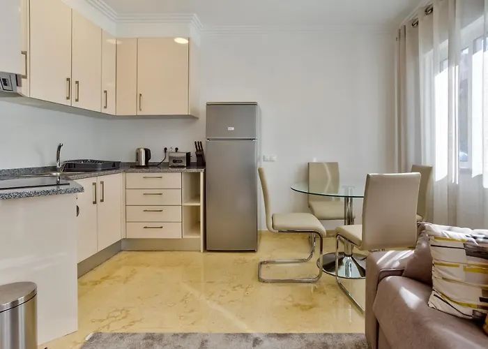 Daire Casa Sunset - Beautiful In The Centre Of With Roof Terrace *