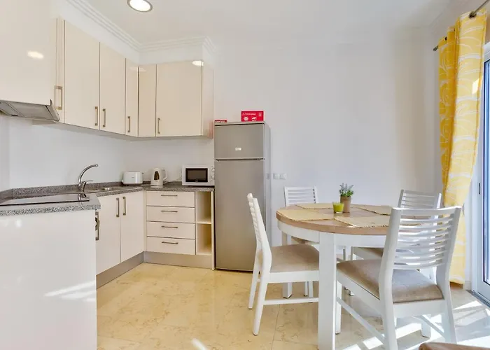 Daire Casa Sunset - Beautiful In The Centre Of With Roof Terrace *